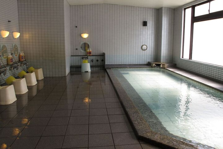 Hotel Pool