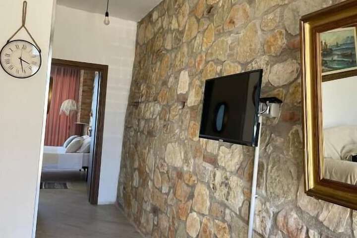 Room 15 of 60