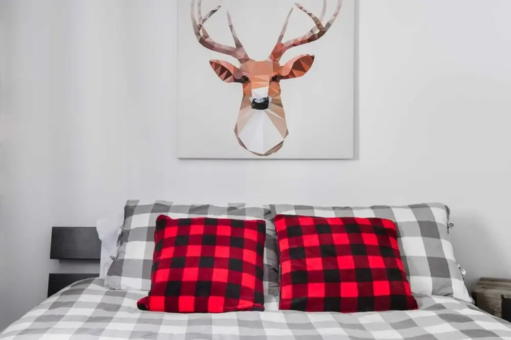 Room 5 of 25