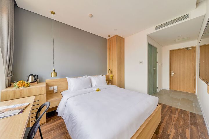 Room 34 of 92