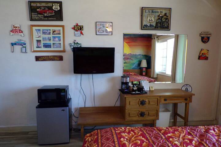 Room 18 of 101