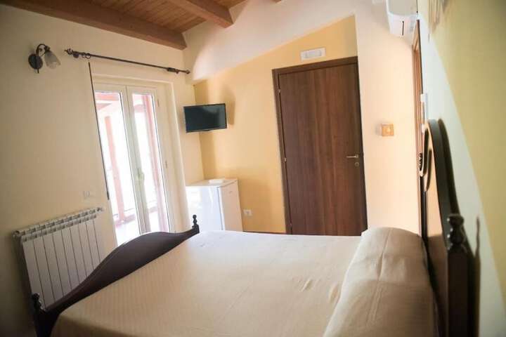 Room 7 of 47