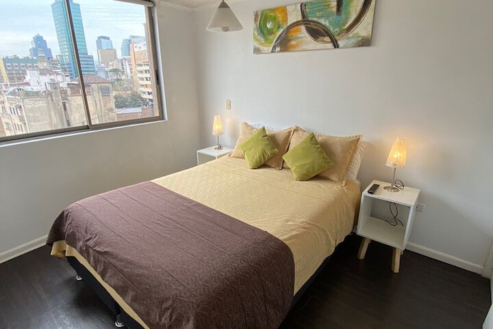 Room 4 of 33