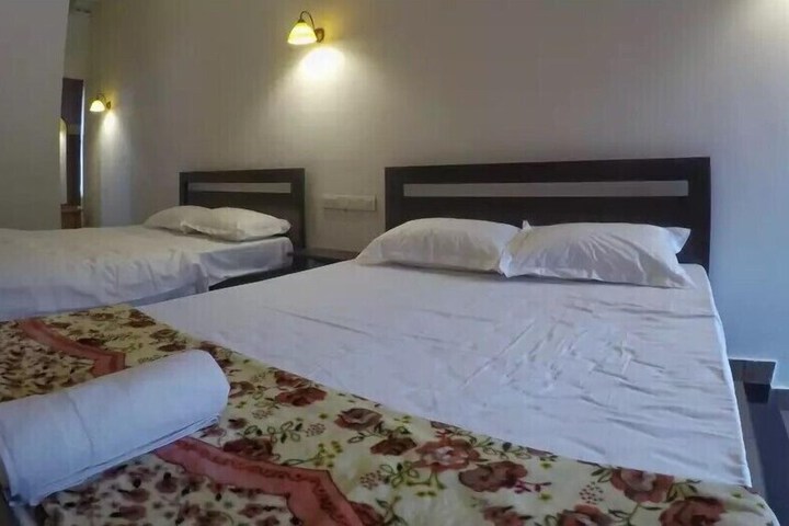 Room 14 of 15