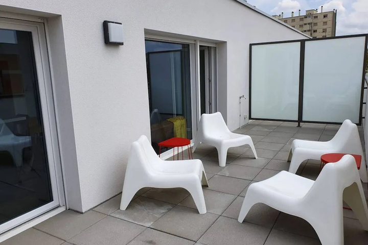 Terrace/Patio 7 of 16