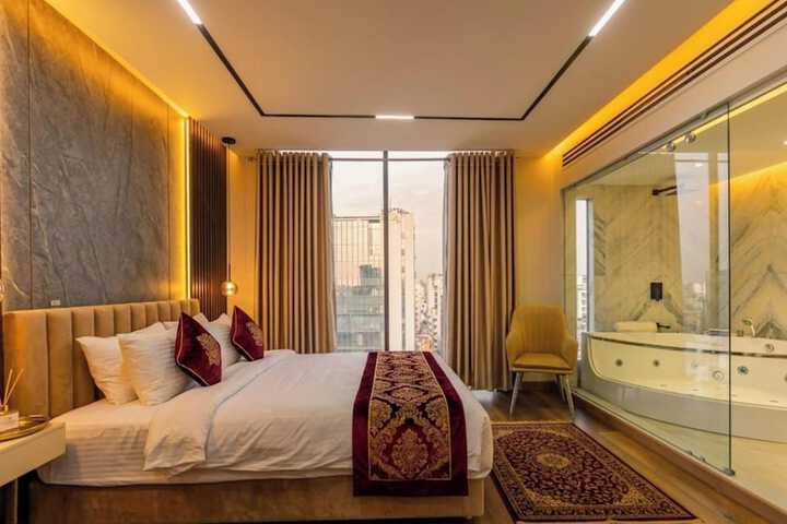 Room 47 of 71