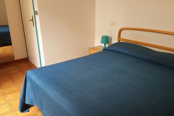 Room 13 of 60