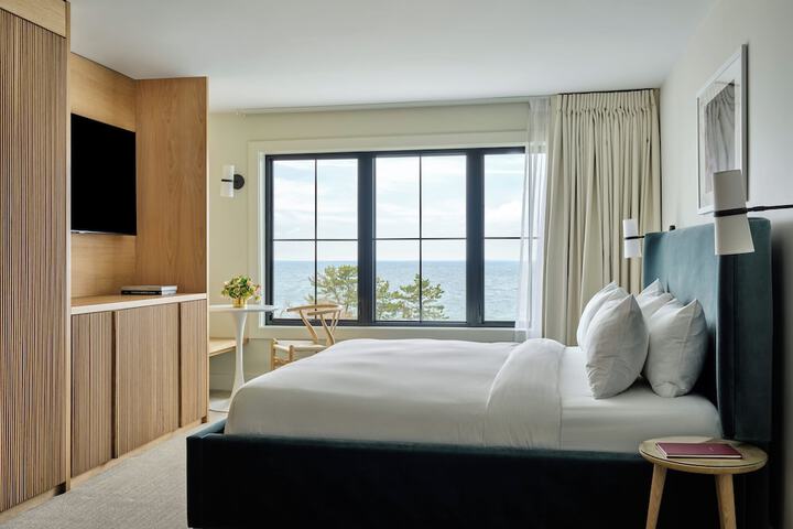 Room 54 of 129