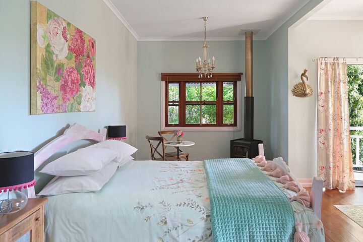 Room 10 of 49