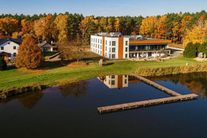 Exterior of Hotel Odpocznia Resort i Las
