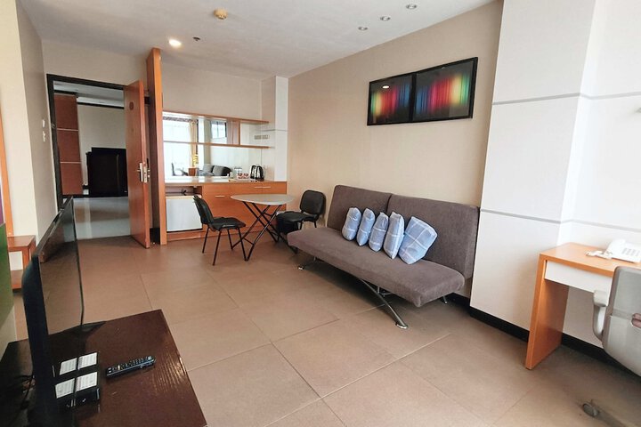 Room 51 of 73