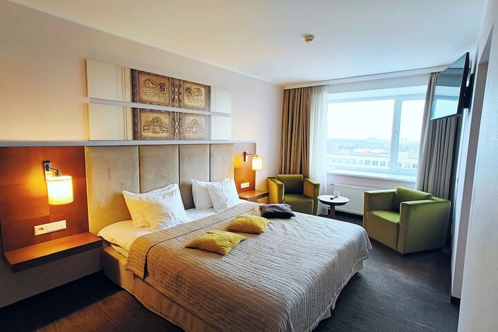 Room 5 of 59