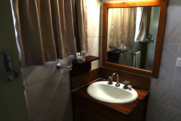 Room 22 of 31