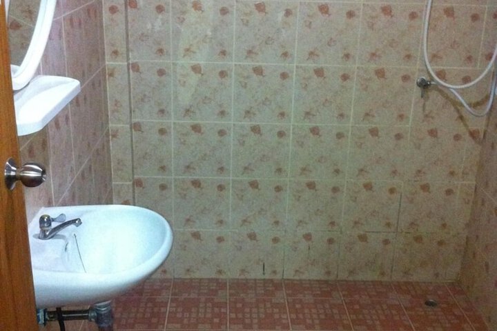 Room 30 of 49