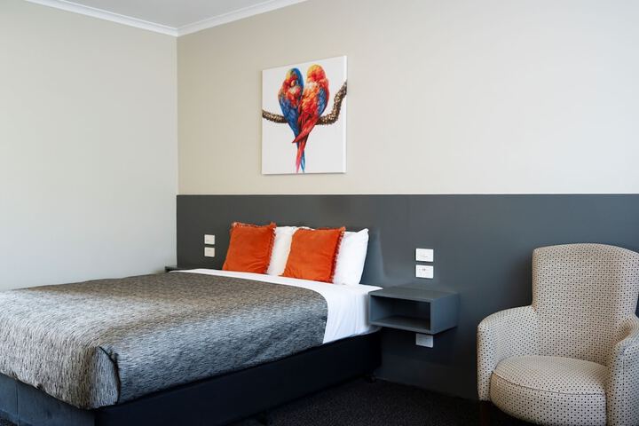 Room 13 of 41