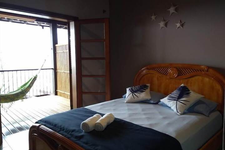 Room 10 of 45