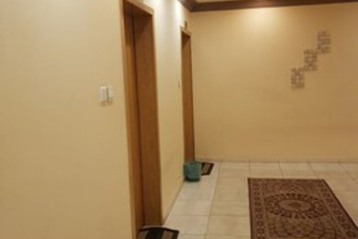 Hotel Interior 6 of 33