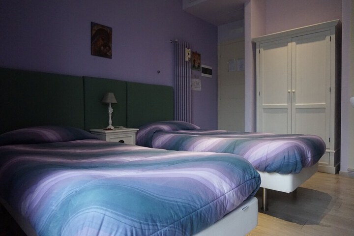 Room 15 of 49