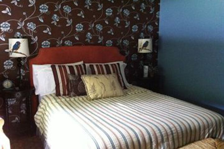 Room 12 of 20