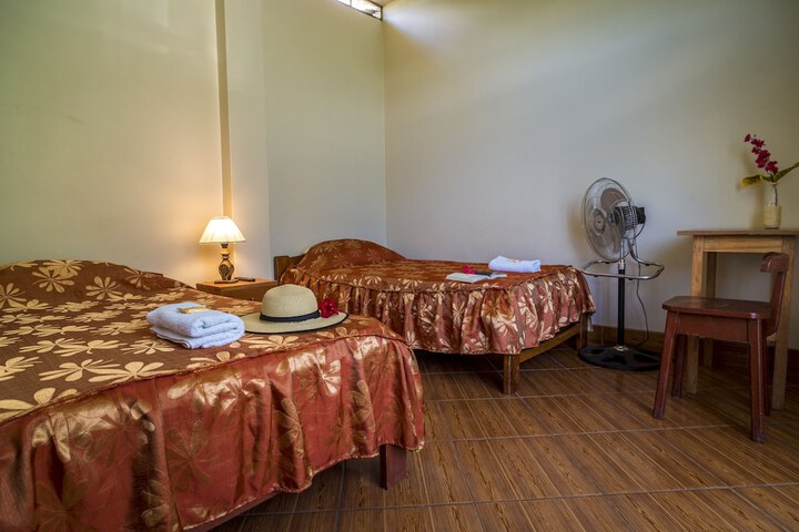 Room 5 of 19