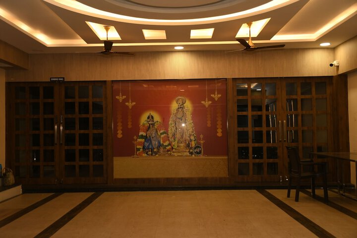 Hotel Interior 4 of 25