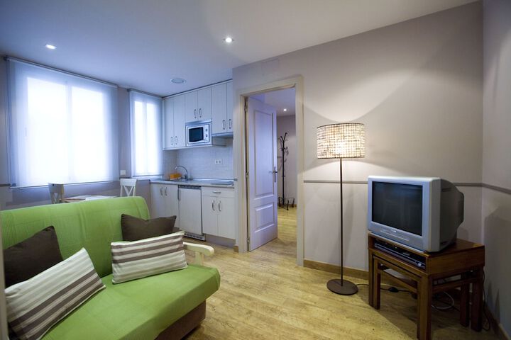 Room 14 of 20