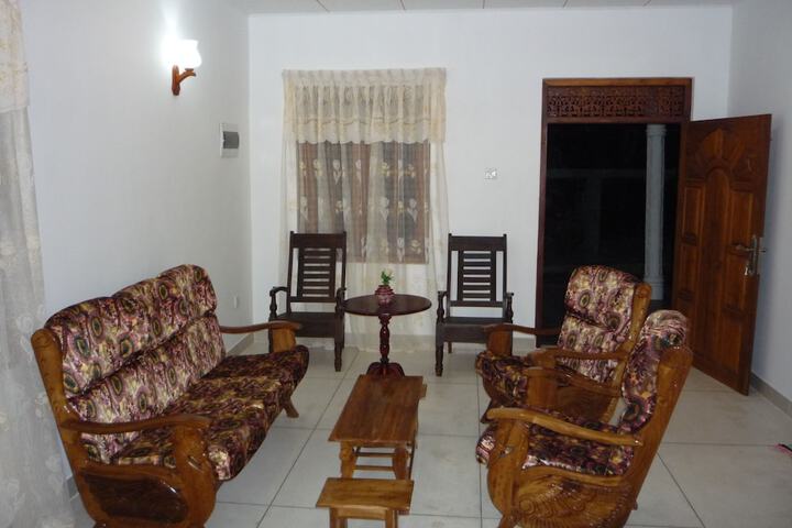 Room 16 of 66