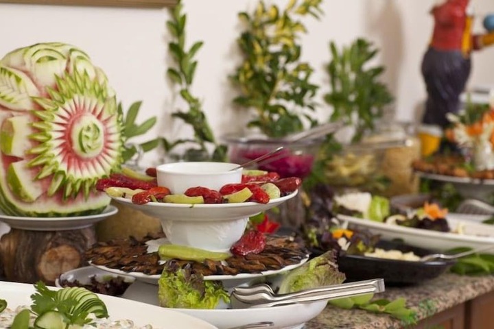 Dining Photos