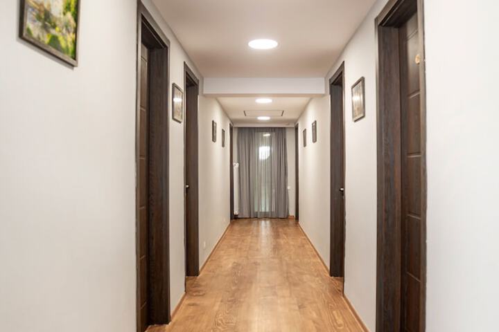 Ballroom/Hall 9 of 15