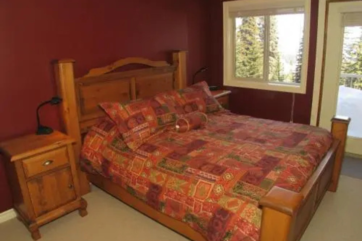 Room 4 of 23