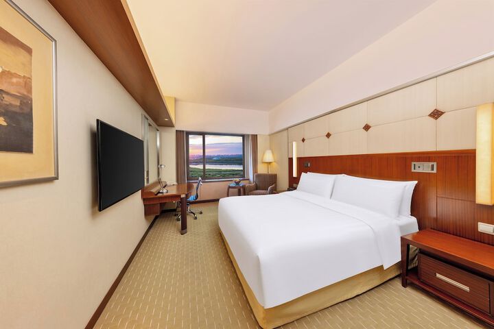 Room 37 of 110