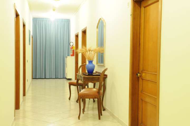 Ballroom/Hall 47 of 54
