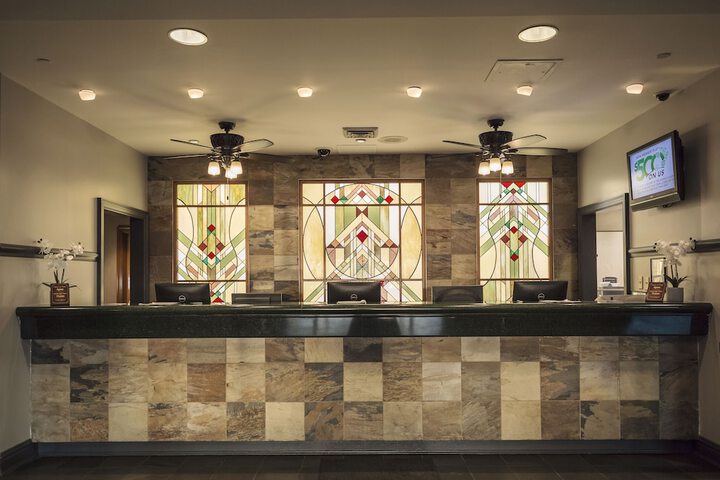 Guest Lobby