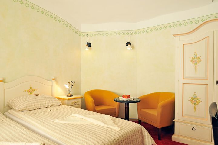 Room 24 of 45