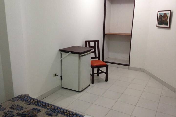 Room 16 of 45