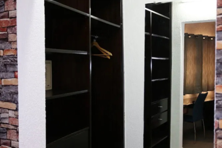 Room 17 of 25