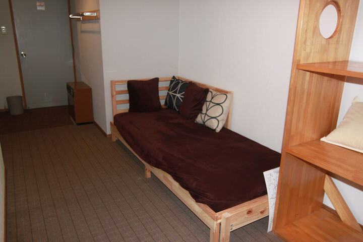 Room 8 of 57
