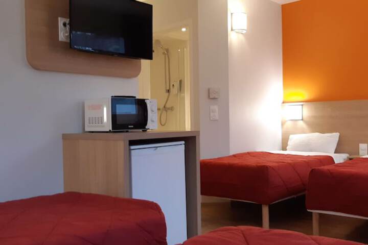 Room 43 of 73