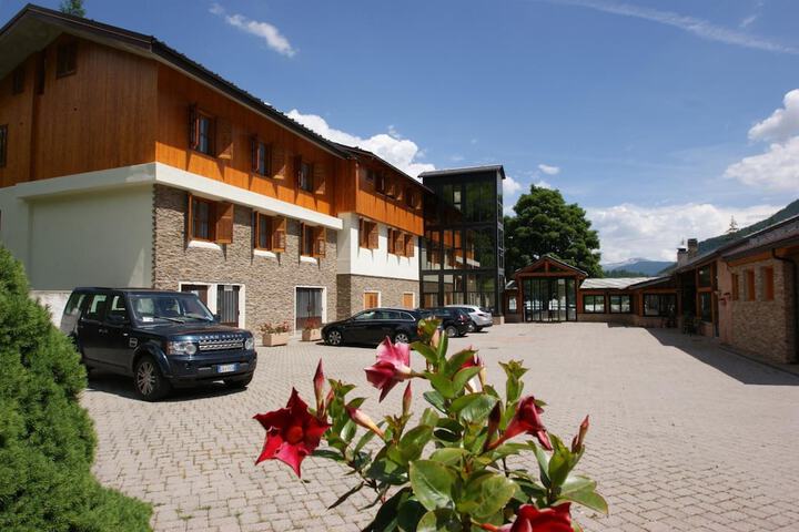 Hotel 50 of 57