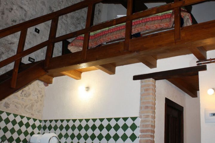 Room 16 of 59