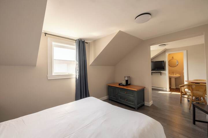 Room 36 of 118