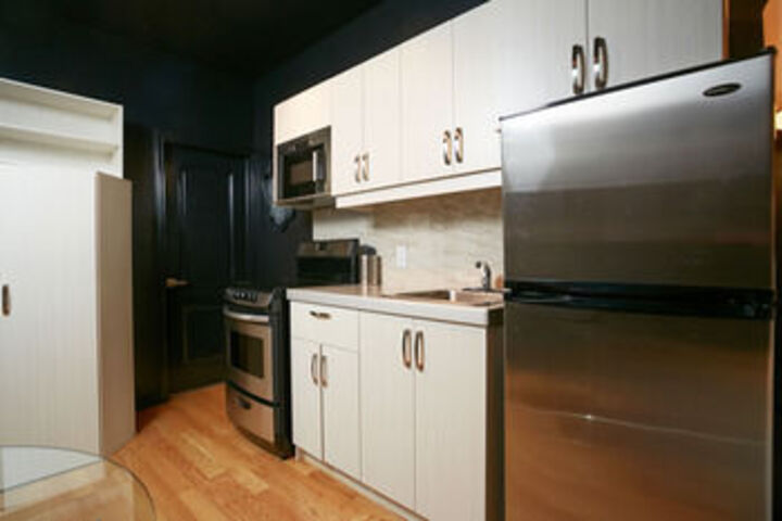 Room 33 of 41