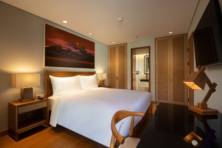 Room 17 of 85