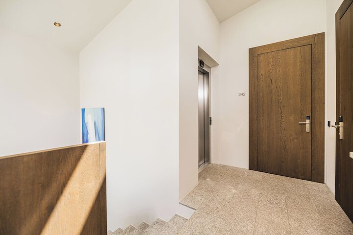 Room 15 of 99