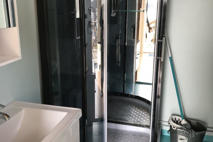Clean Restrooms
