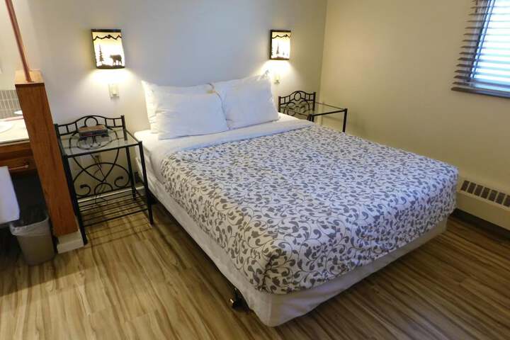 Room 7 of 52