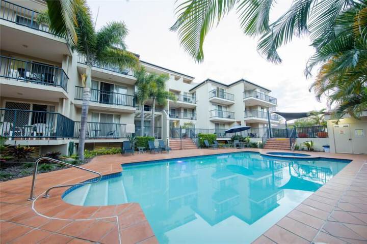 Pools & Facilities