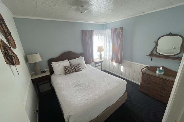 Room 21 of 133