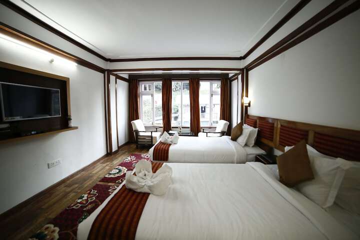 Room 13 of 29