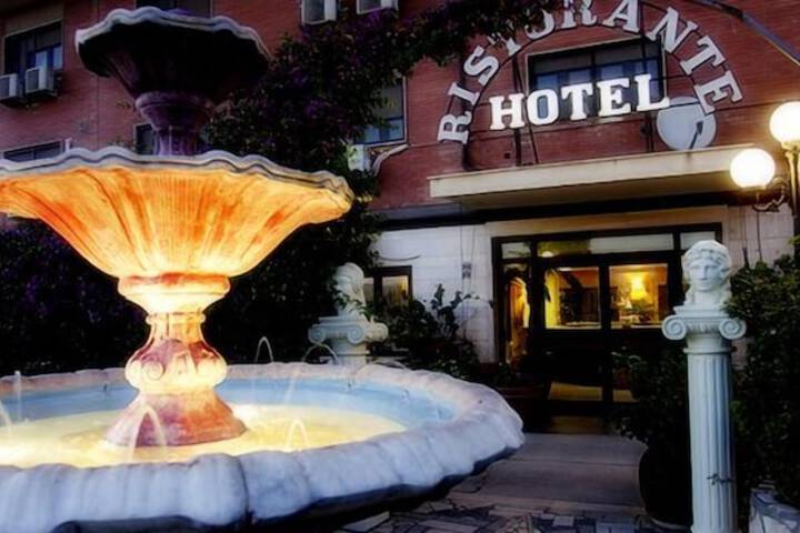 Hotel Exterior 125 of 133